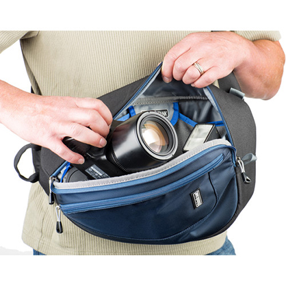1015900_C.jpg - ThinkTank Turnstyle 10 V2.0 Charcoal - Image 3
