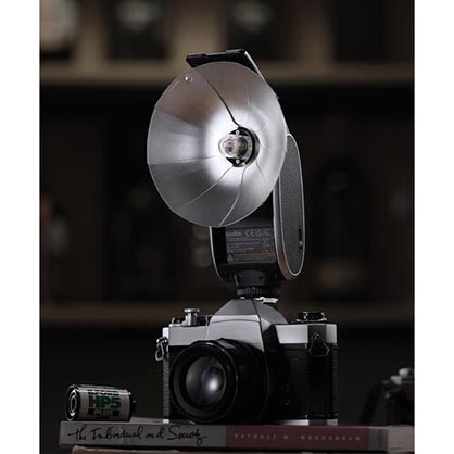 1020040_C.jpg - Godox Lux Senior Retro Camera Flash