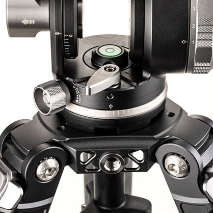 1020280_D.jpg - Benro Mammoth TMTH44CWH15 Carbon Fibre Tripod Kit with WH15 Wildlife Tripod Head - Image 4