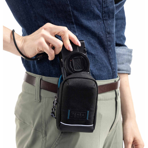1021590_D.jpg - Tenba Skyline V2 Pouch 3 (Black) - Image 4