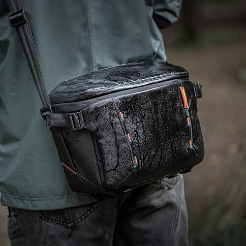 1021880_D.jpg - PGYTECH OneMo Sling (Black, 11L) - Image 4