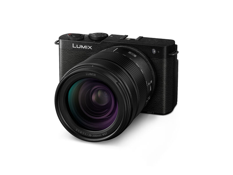 Best image for Panasonic Lumix S9 Mirrorless Camera with 28-200mm Kit Black