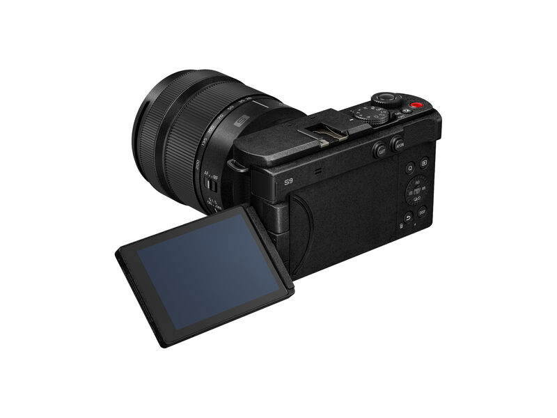 1022730_C.jpg - Panasonic Lumix S9 Mirrorless Camera with 28-200mm Kit Black - Image 3