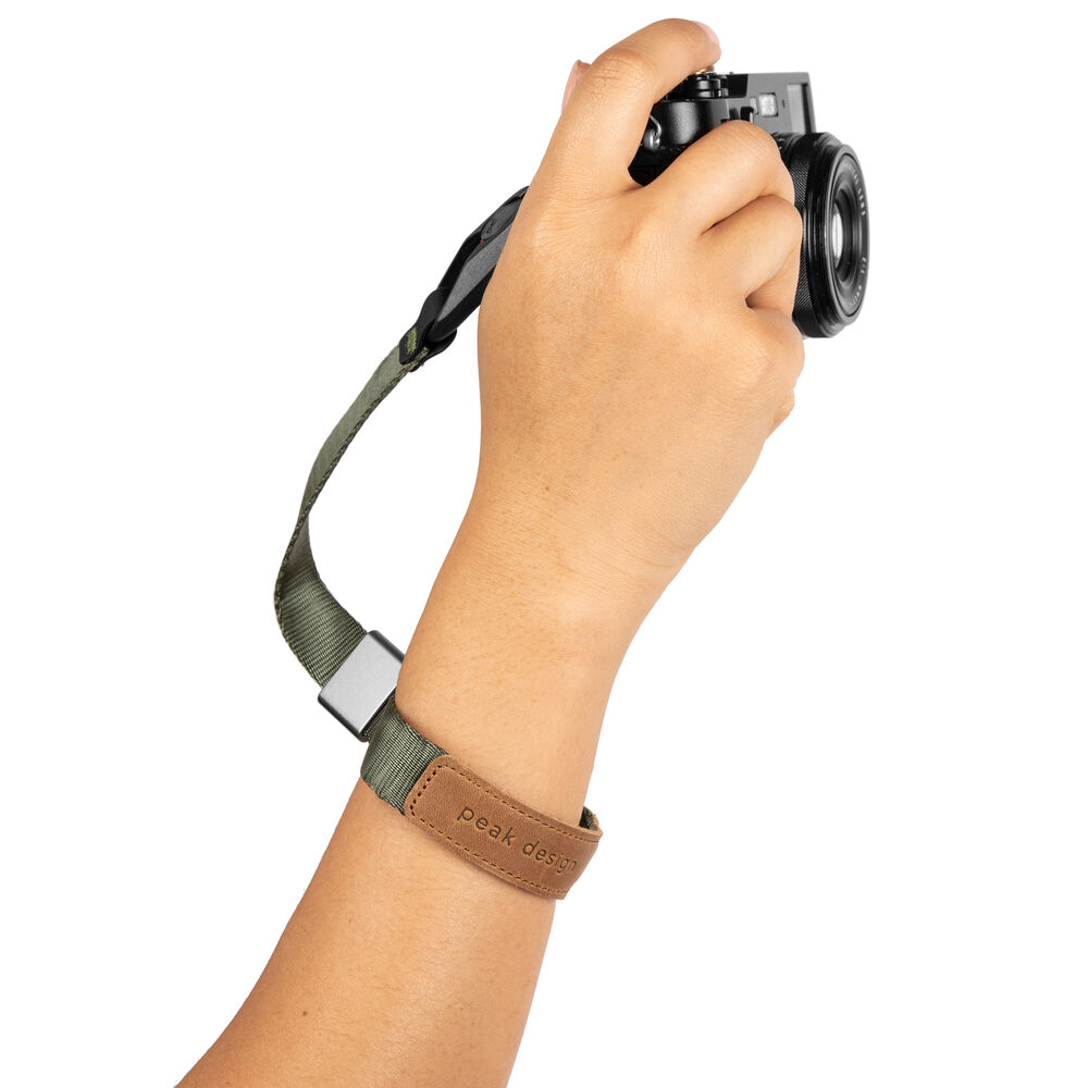 1026040_C.jpg - Peak Design Cuff Camera Wrist Strap (Sage Green) - Image 3