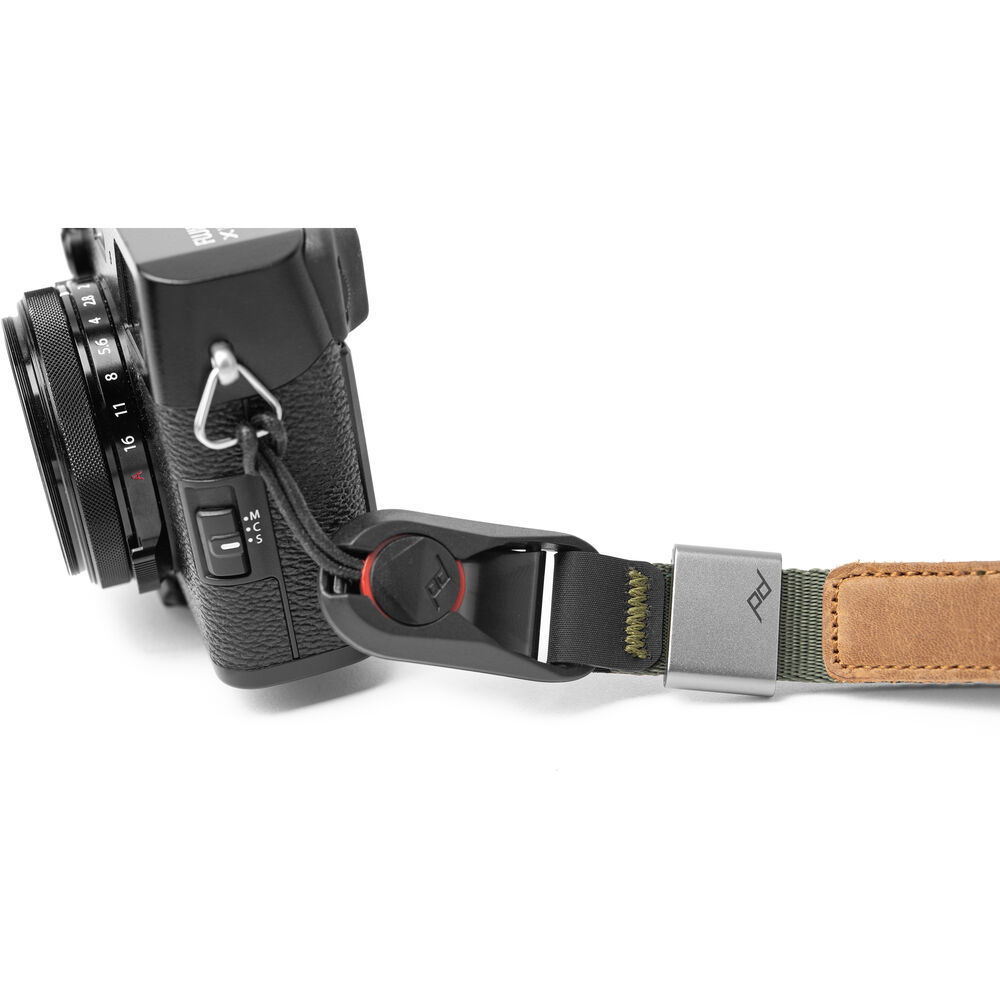 1026040_D.jpg - Peak Design Cuff Camera Wrist Strap (Sage Green) - Image 4