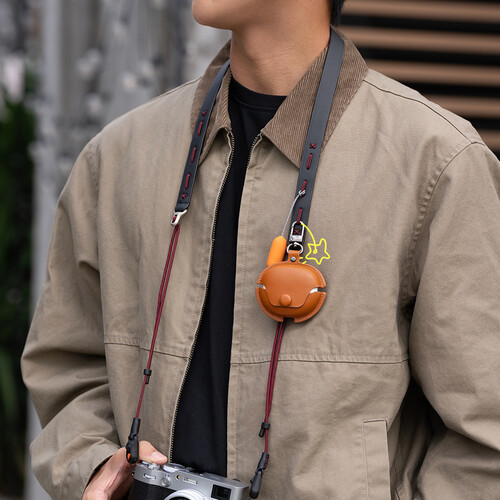 1026180_E.jpg - PGYTECH Camera Shoulder Strap Slim (Midnight Black) - Image 5