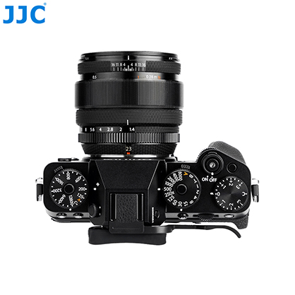 1026760_E.jpg - JJC Thumbs Up Grip for Fujifilm X-T5 X-T4 X-T3 - Image 5