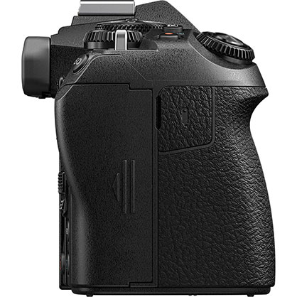 1015921_D.jpg - Olympus OM-D E-M1 Mark III Camera - Black - Image 4