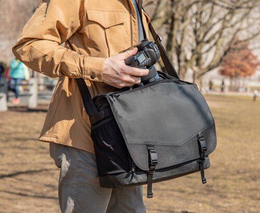 1018961_E.jpg - Tenba DNA 16 Pro Camera Messenger Bag (Black) - Image 5