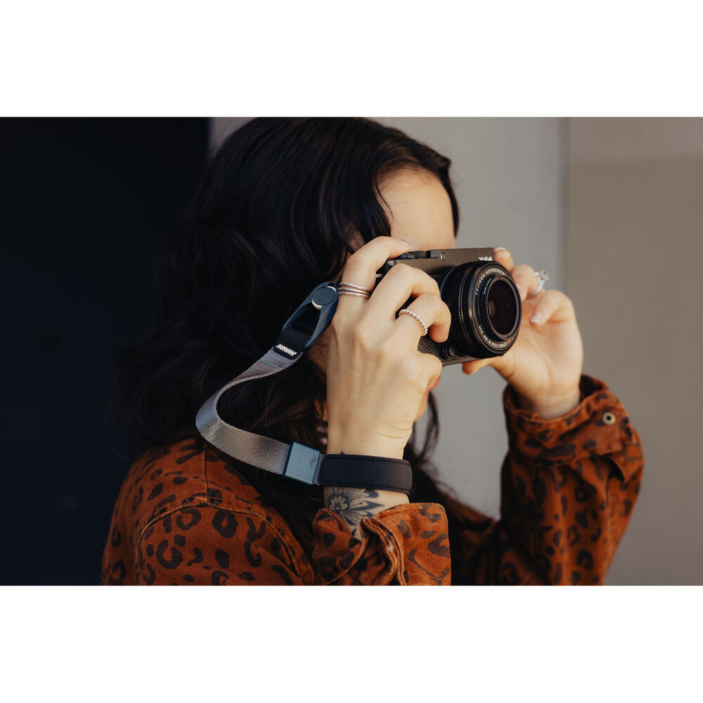 1026041_C.jpg - Peak Design Cuff Camera Wrist Strap (Ocean) - Image 3