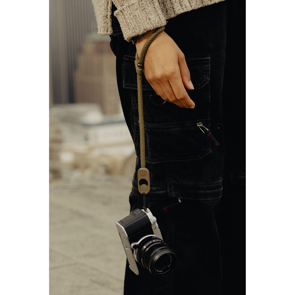 1026051_C.jpg - Peak Design Cuff Rope Camera Wrist Strap (Kelp) - Image 3