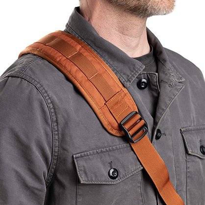 1026791_F.jpg - ThinkTank FocusPoint Crossbody Bag 8L Urban Rust - Image 6