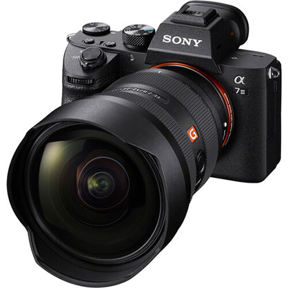 1016302_B.jpg - Sony FE 12-24mm f/2.8 GM Lens - Image 2