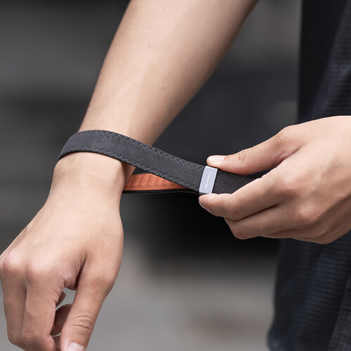 1025292_B.jpg - PGYTECH Camera Wrist Strap Air (Deep Grey) - Image 2