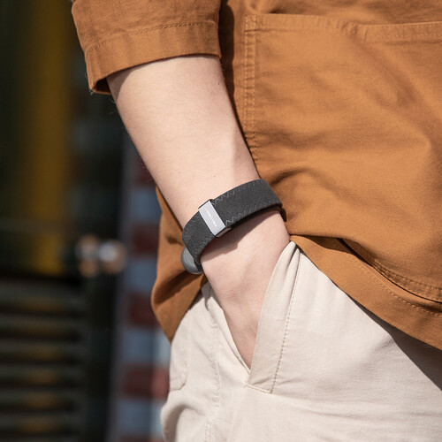 1025292_C.jpg - PGYTECH Camera Wrist Strap Air (Deep Grey) - Image 3