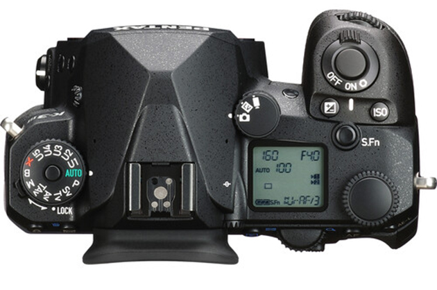 1017113_B.jpg - Pentax K-3 Mark III DSLR Camera (Black) - Image 2