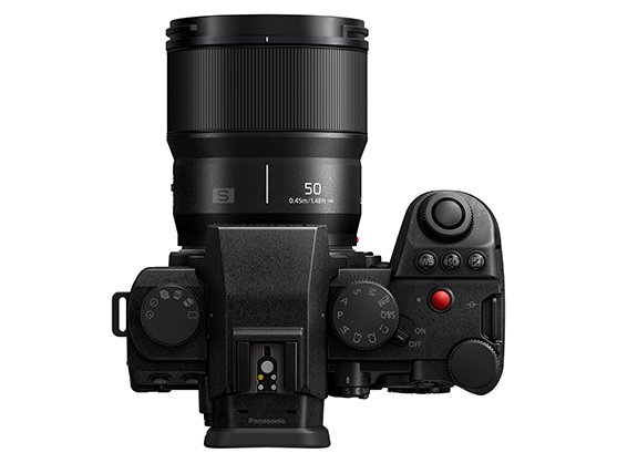 1020393_B.jpg - Panasonic S5IIX 50mm f1.8 Kit - Image 2