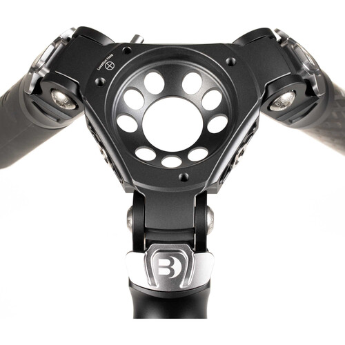 1022233_D.jpg - Benro Mammoth 3-Section Carbon Fiber Tripod - Image 4