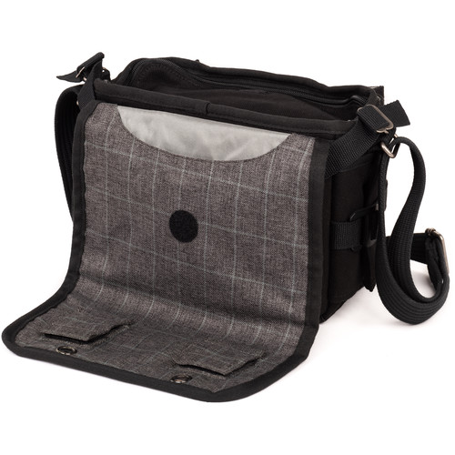 1023673_A.jpg - ThinkTank Retrospective 5 V2.0 Shoulder Bag (Black) - Image 1