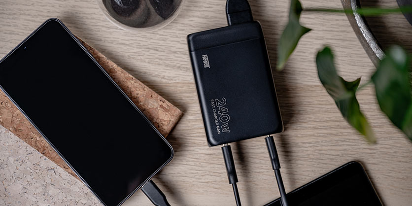 1024493_D.jpg - Newell GaN 240w Watt Fast Charger USB and USB-C Ports - AU/NZ Plug - Image 4