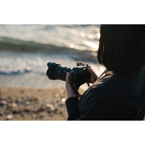 1025023_B.jpg - Sigma 17-40mm f/1.8 DC Art Lens (Canon RF) - Image 2