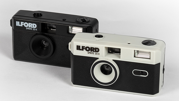 1017104_D.jpg - Ilford SPRITE 35-ii Reusable Camera - Black