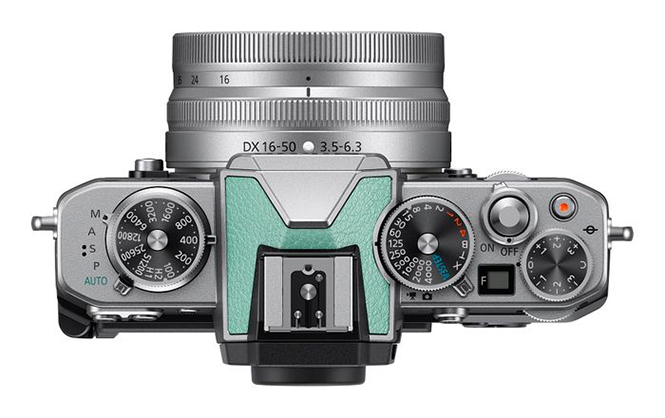 1018124_B.jpg - NIKON Z FC Mint Green NIKKOR ZDX 16-50mm - Image 2