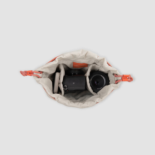 1022734_E.jpg - PGYTECH OneGo Drawstring Bag (Midnight) - Image 5