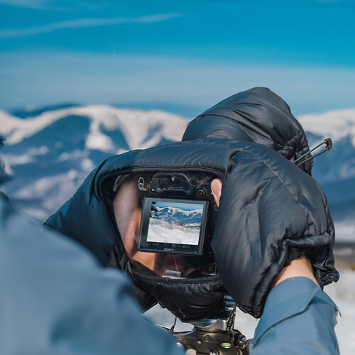 1024354_A.jpg - PGYTECH Camera Cold-Proof Warm Cover for Standard Lens up to 150mm - Image 1