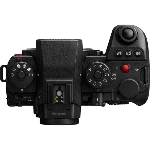 1024474_B.jpg - Panasonic S1R II with 28-200mm Lens Kit - Image 2