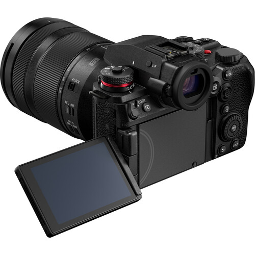 1024474_C.jpg - Panasonic S1R II with 28-200mm Lens Kit - Image 3