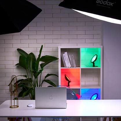 1018785_D.jpg - Godox CL10 LED Webcasting Ambient Light - Image 4