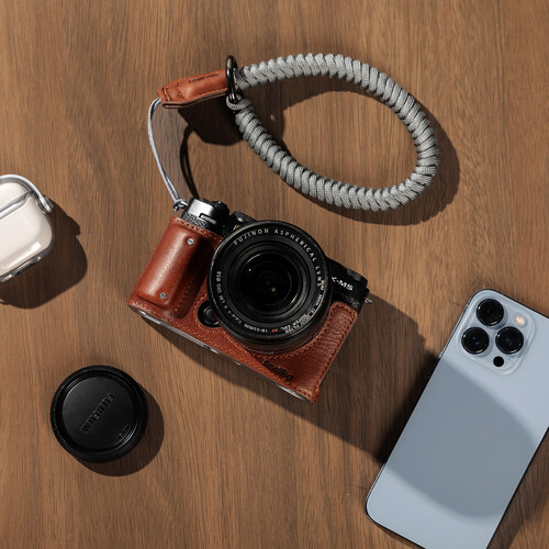 1024065_A.jpg - SmallRig Leather Half Case Kit for FUJIFILM X-M5 (Brown) 4880 - Image 1