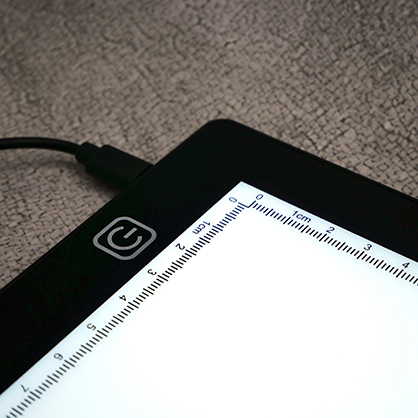 1025175_B.jpg - Camera Armour LED Light Pad (A4) Ultra Slim Professional LED Light Box - Image 2