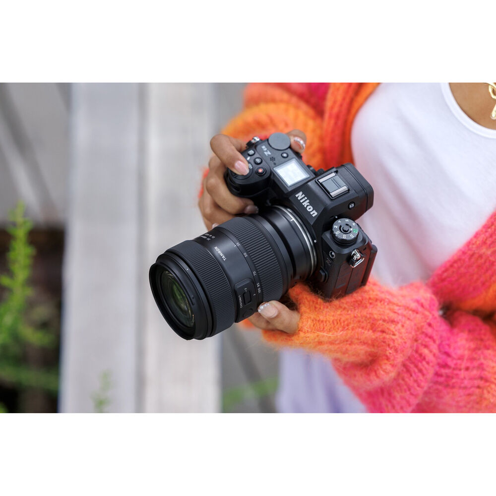1026105_E.jpg - Tamron 35-100mm f/2.8 Di III VXD Lens (Nikon Z) - Image 5