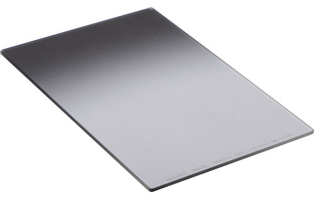 Best image for Benro 100 x 150mm Master Series Soft Edge Graduated 0.6 ND Filter