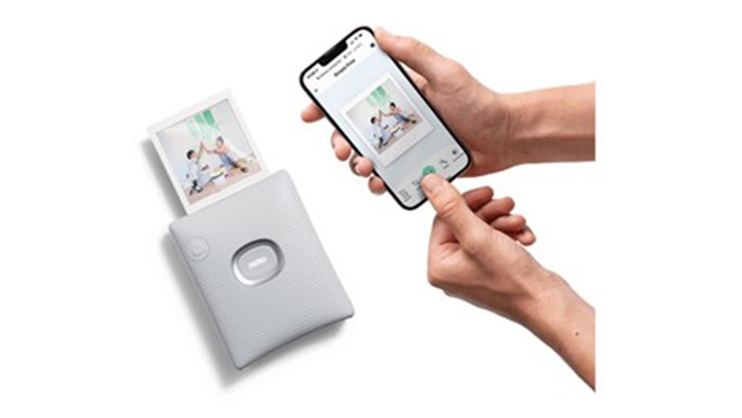 1022136_A.jpg - Instax Square Link Photo Printer - Ash White (2023 Ltd Ed Gift Pack) - Image 1