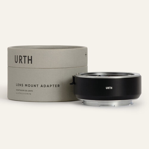 1022986_A.jpg - Urth Electronic Lens Mount Adapter for Canon EF/EF-S Lens to Leica L Camera Body - Image 1