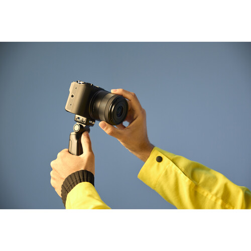 1024566_C.jpg - Canon RF-S 14-30mm f/4-6.3 IS STM PZ Lens - Image 3