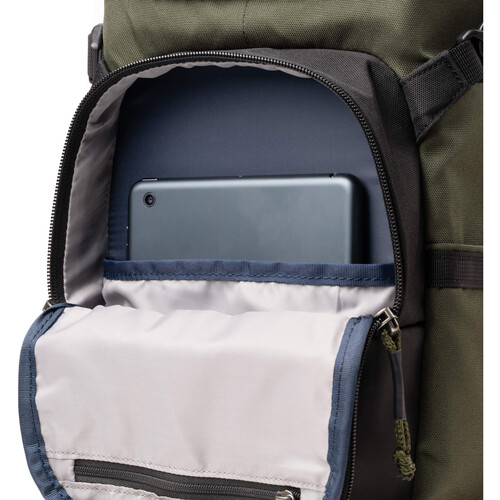 1025406_D.jpg - ThinkTank DarkLight Backpack Green 14L - Image 4