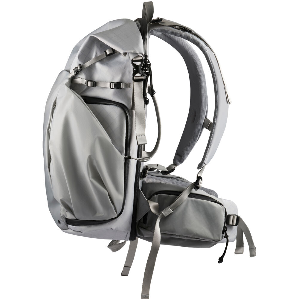 1026966_B.jpg - Urth Helios Outdoor Backpack 40L (Stone) - Image 2