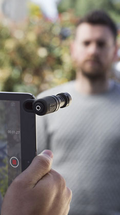 1011567_A.jpg - Rode Video-Me   iOS/Android mic w/ windshield - Image 1