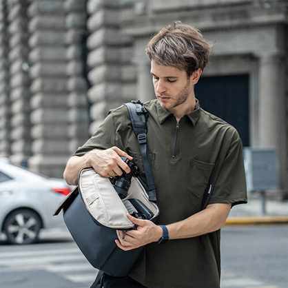 1021197_E.jpg - PGYTECH OneGo Air Backpack (20L, Obsidian Black) - Image 5