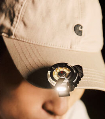 1023817_D.jpg - VSGO EDC Portable Mini LED Flashlight - Image 4