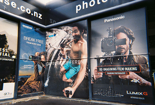 1024487_C.jpg - 1Shot Retro Reusable 35mm Film Camera + C41 Colour Film - Image 3