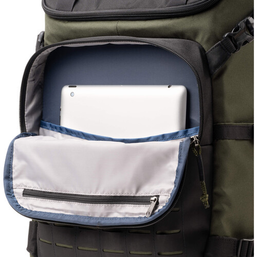 1025407_D.jpg - ThinkTank DarkLight Backpack Green 20L - Image 4