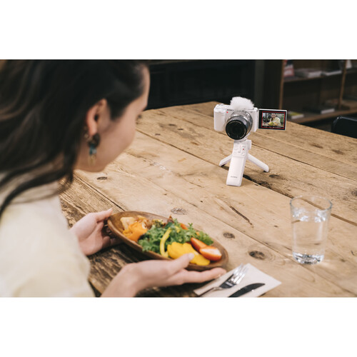 1021498_D.jpg - Sony GP-VPT2BT Wireless Grip (White) - Image 4