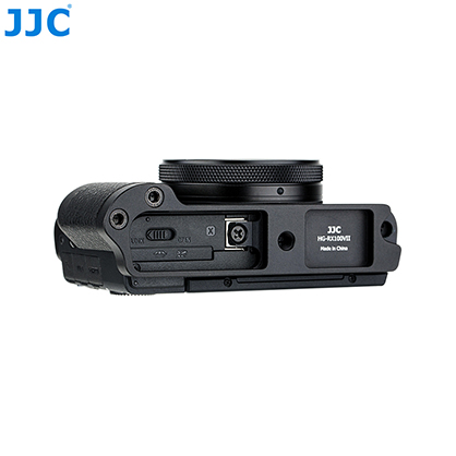 1025938_C.jpg - JJC Camera Hand Grip for Sony RX100 VII - Image 3