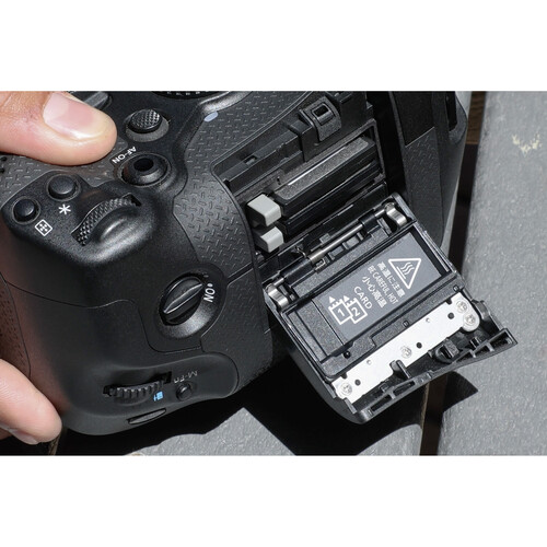 1023319_E.jpg - Canon EOS R1 Camera Body Only - Image 5