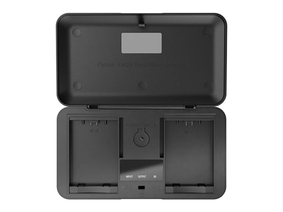 1025149_B.jpg - Newell LCD dual charger with power bank and SD card reader for Canon LP-E17 - Image 2